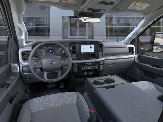 2025 Ford F-350 XLT