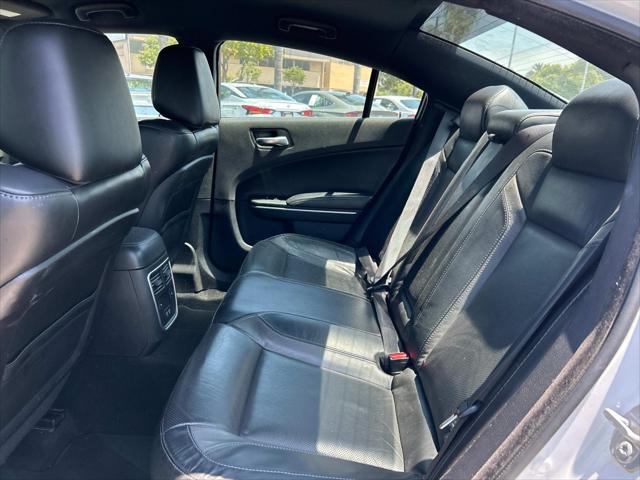 2021 Dodge Charger SXT RWD