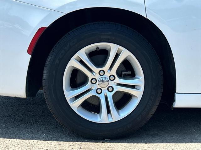 2021 Dodge Charger SXT RWD