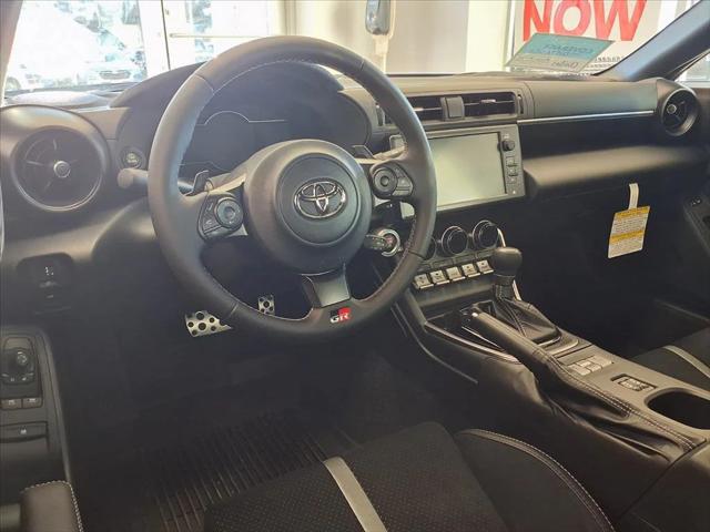 2025 Toyota GR86 Premium
