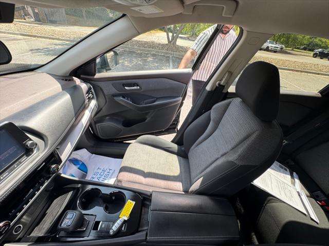 2021 Nissan Rogue SV FWD
