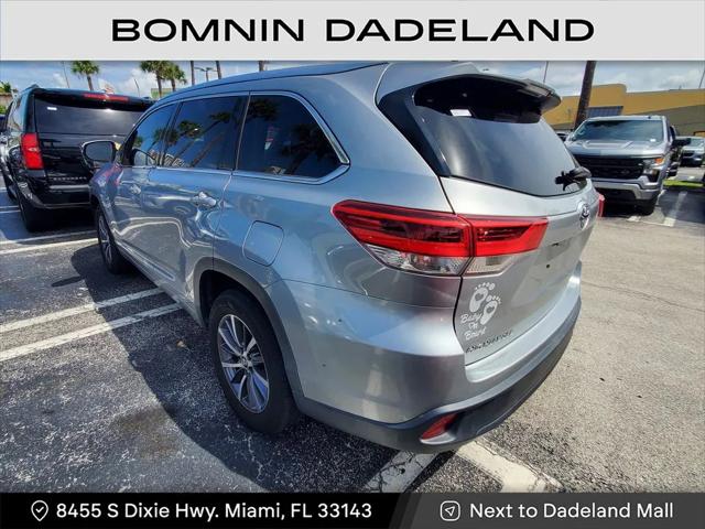 2017 Toyota Highlander SE