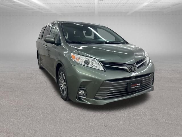 2019 Toyota Sienna Limited Premium 7 Passenger