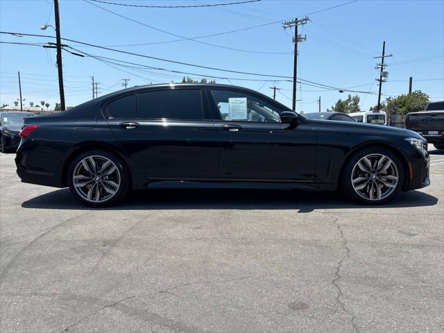 2022 BMW M760i xDrive