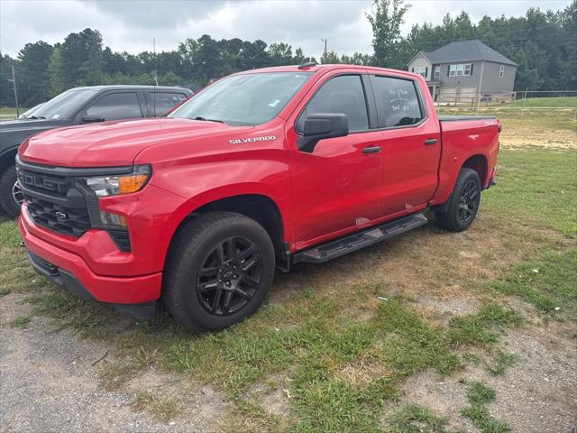 2023 Chevrolet Silverado 1500 4WD Crew Cab Short Bed Custom