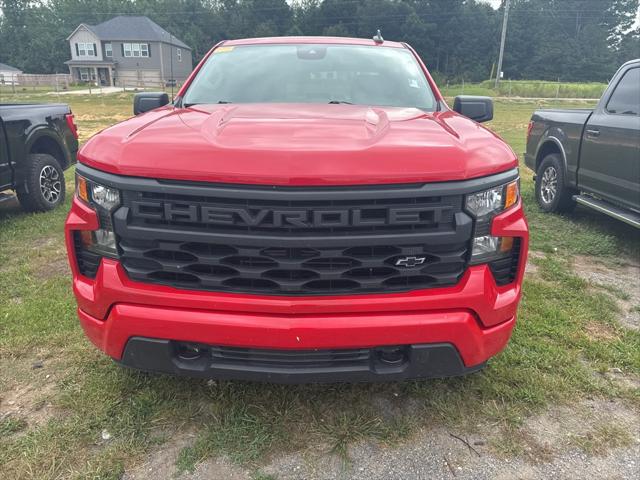 2023 Chevrolet Silverado 1500 4WD Crew Cab Short Bed Custom