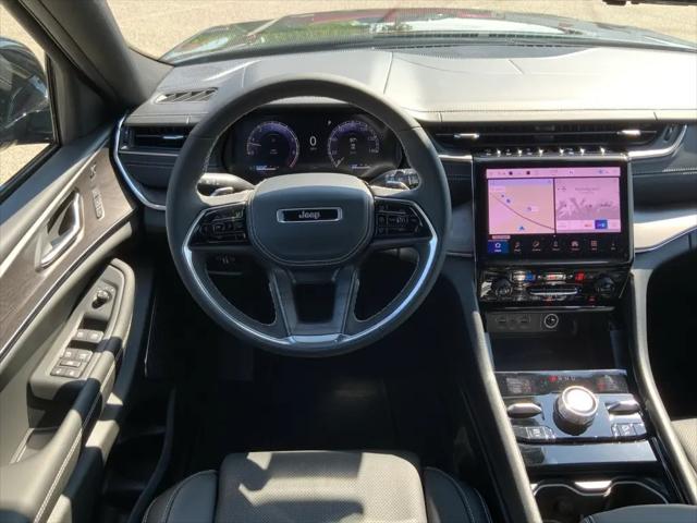 2025 Jeep Grand Cherokee Overland 4x4
