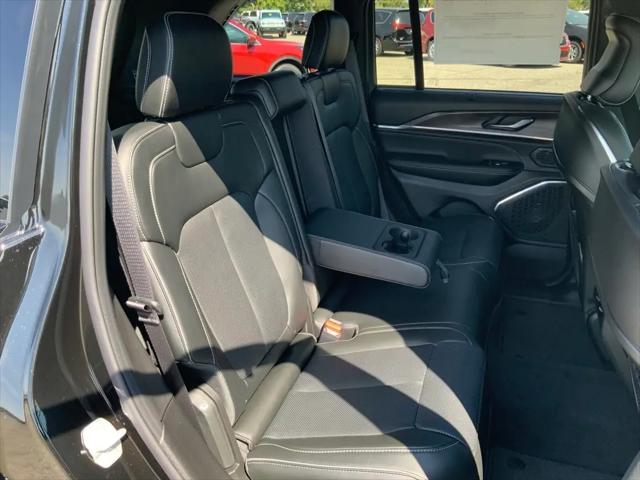 2025 Jeep Grand Cherokee Overland 4x4