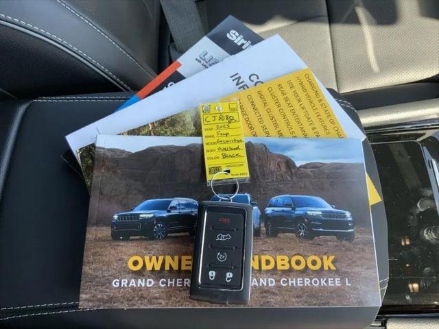 2025 Jeep Grand Cherokee Overland 4x4