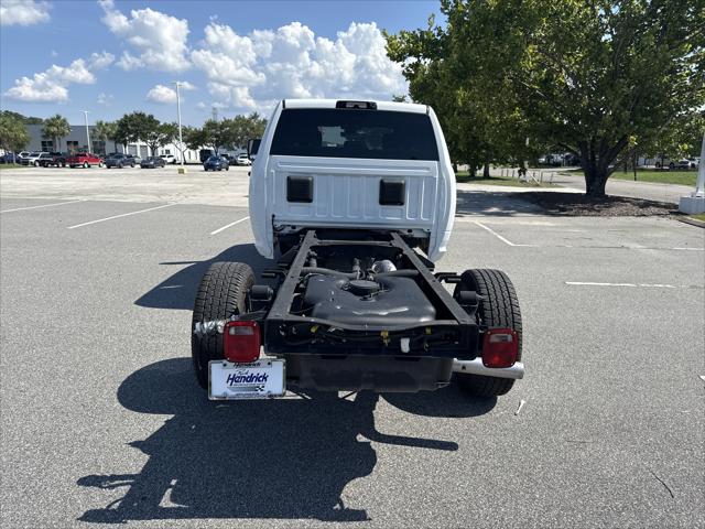 2024 Ram 3500 Chassis Cab Tradesman/SLT/Laramie/Limited