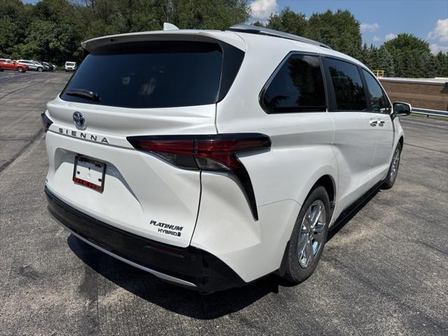 2023 Toyota Sienna Platinum