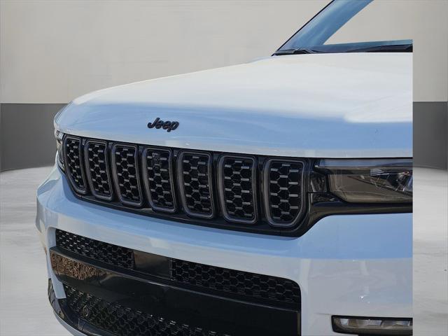 2025 Jeep Grand Cherokee GRAND CHEROKEE L SUMMIT 4X4