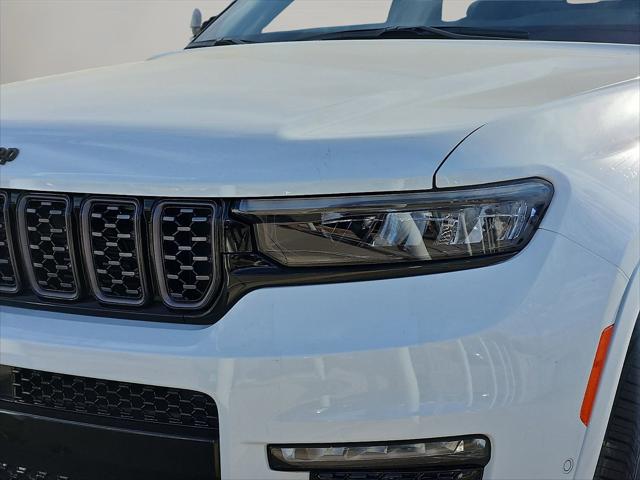 2025 Jeep Grand Cherokee GRAND CHEROKEE L SUMMIT 4X4