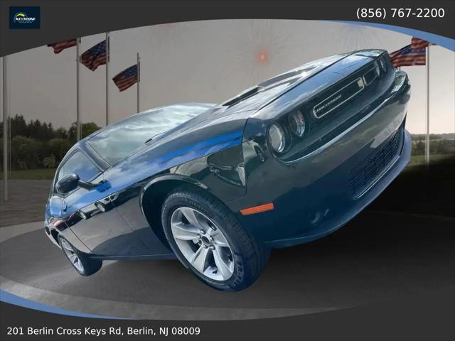 2017 Dodge Challenger SXT