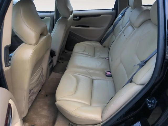 2002 Volvo V70 XC