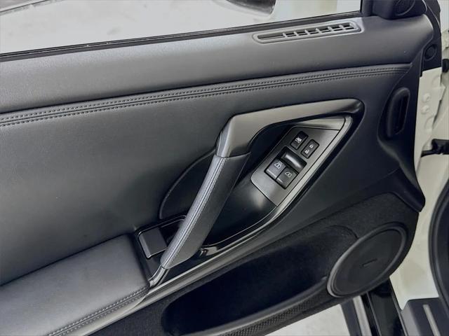 2020 Nissan GT-R Premium Dual-clutch 6-Speed Transmission