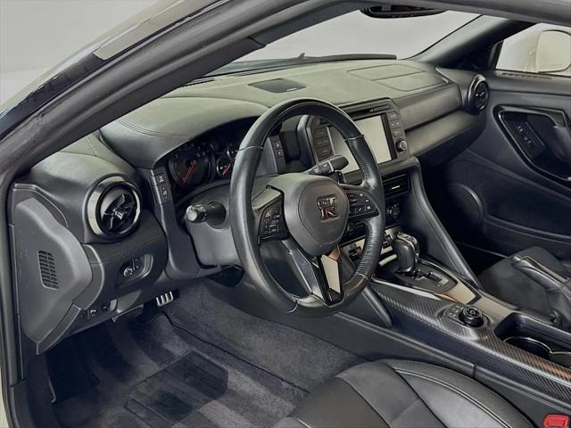 2020 Nissan GT-R Premium Dual-clutch 6-Speed Transmission
