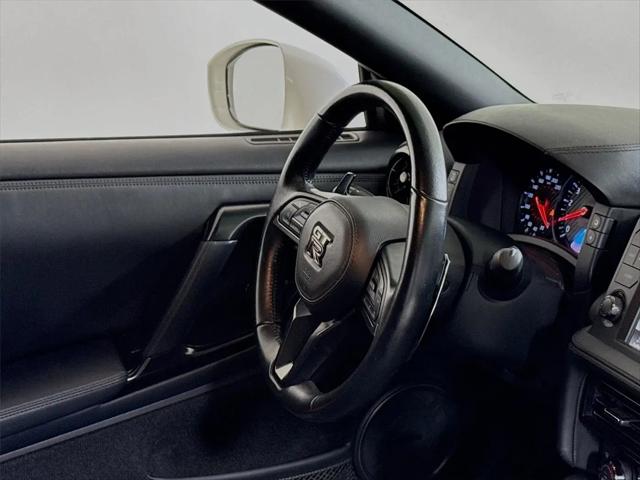 2020 Nissan GT-R Premium Dual-clutch 6-Speed Transmission