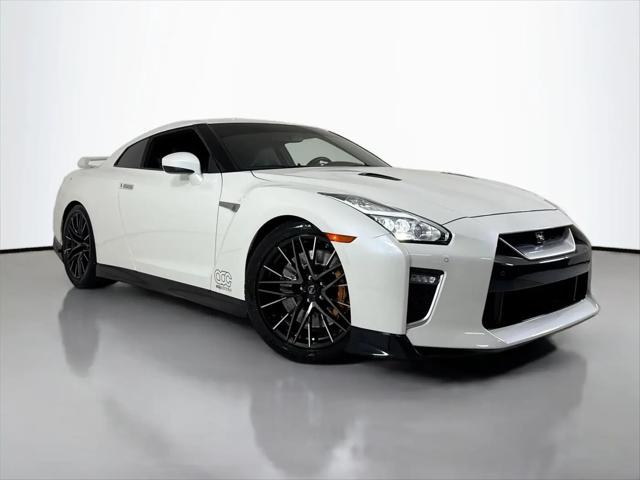 2020 Nissan GT-R Premium Dual-clutch 6-Speed Transmission