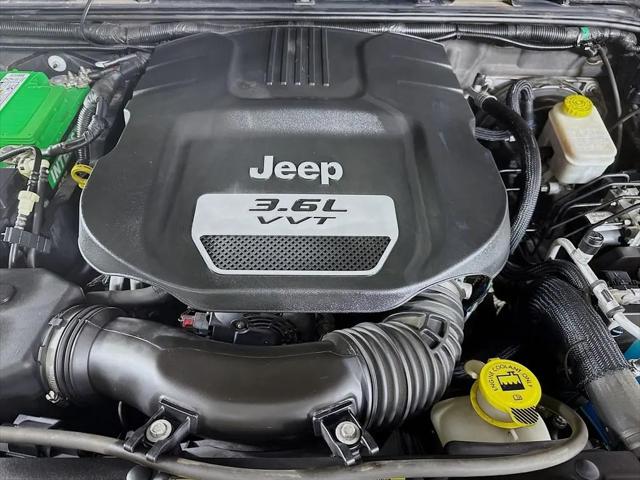 2012 Jeep Wrangler Sahara