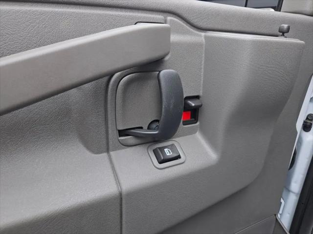 2025 Chevrolet Express Cargo Van RWD 2500 Regular Wheelbase WT