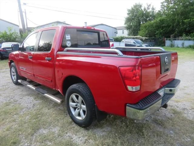 2012 Nissan Titan SV