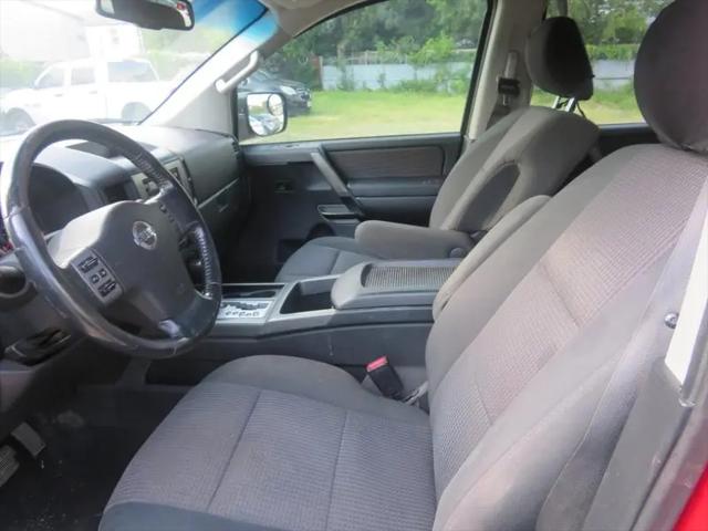 2012 Nissan Titan SV