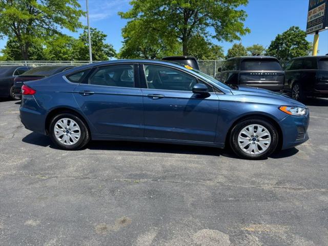 2019 Ford Fusion S