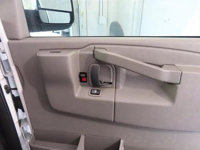 2020 Chevrolet Express Cargo Van RWD 2500 Regular Wheelbase WT