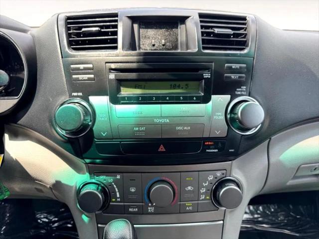 2011 Toyota Highlander Base