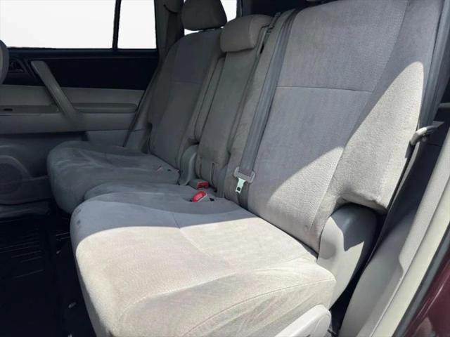 2011 Toyota Highlander Base