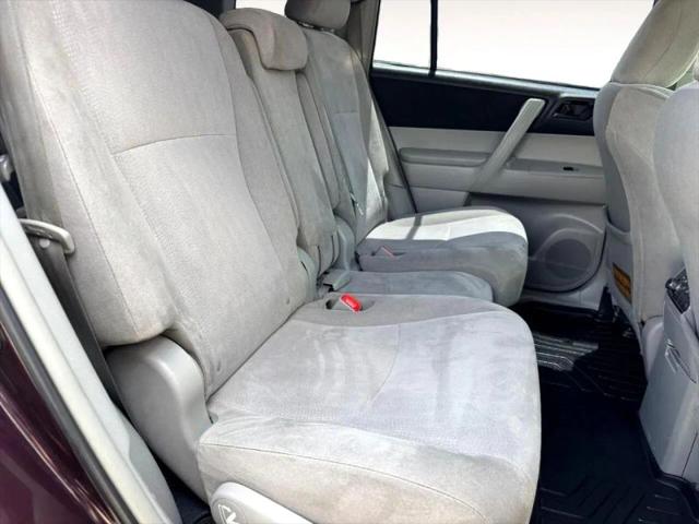 2011 Toyota Highlander Base