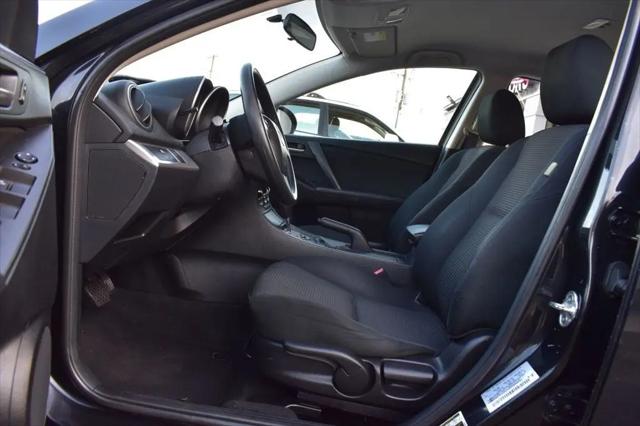 2012 Mazda Mazda3 i Sport