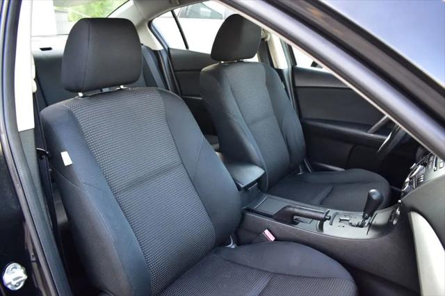 2012 Mazda Mazda3 i Sport