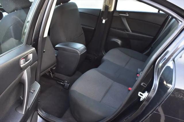 2012 Mazda Mazda3 i Sport