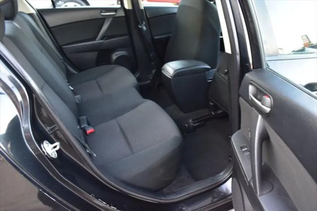2012 Mazda Mazda3 i Sport
