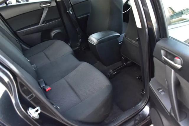 2012 Mazda Mazda3 i Sport