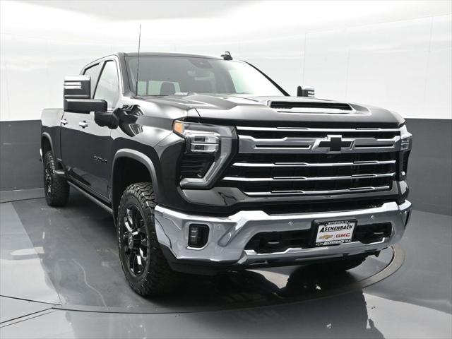 2025 Chevrolet Silverado 2500HD 4WD Crew Cab Standard Bed LTZ