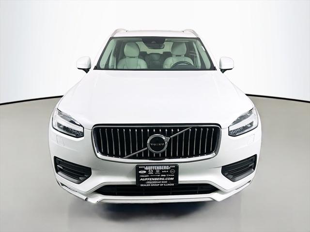 2021 Volvo XC90 T6 Momentum 7 Passenger