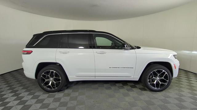 2025 Jeep Grand Cherokee GRAND CHEROKEE SUMMIT RESERVE 4X4