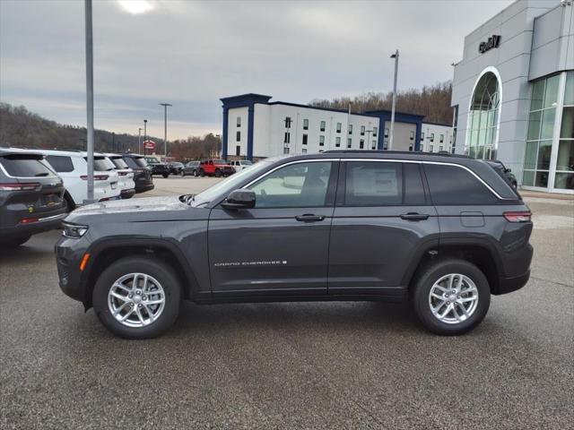 2025 Jeep Grand Cherokee Laredo X 4x4