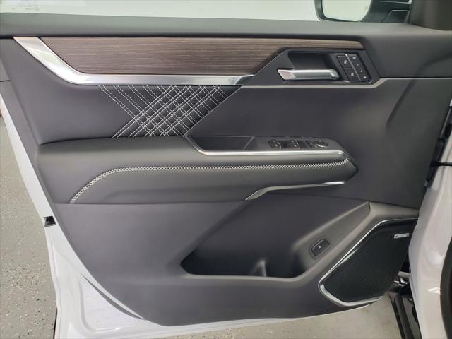 2026 GMC Acadia FWD Denali