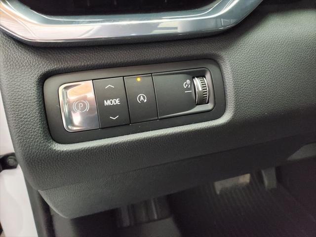 2026 GMC Acadia FWD Denali