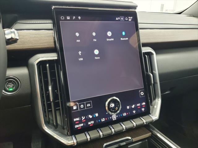 2026 GMC Acadia FWD Denali