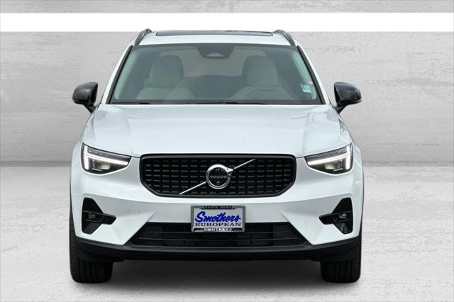2026 Volvo XC40 B5 Plus