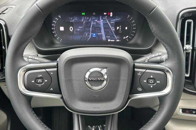 2026 Volvo XC40 B5 Plus