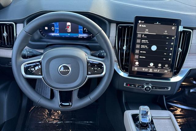 2026 Volvo XC90 B5 Plus 7-Seater