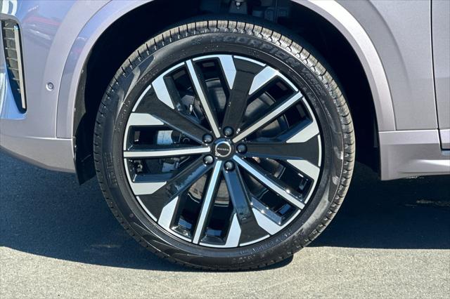 2026 Volvo XC90 B5 Plus 7-Seater