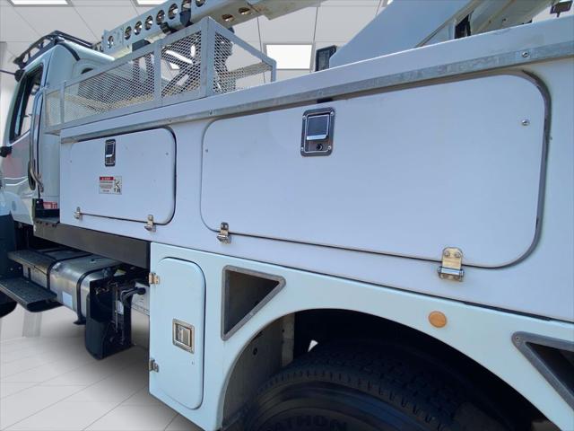 2015 Freightliner 180Sd Bucket/Boom Truck