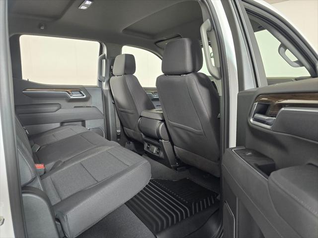 2026 Chevrolet Silverado 1500 4WD Crew Cab Short Bed LT with 2FL